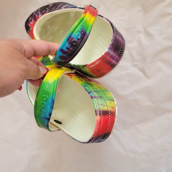 Crocs - Picture 2 of 4